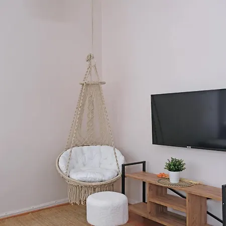 Apartman Parlante *